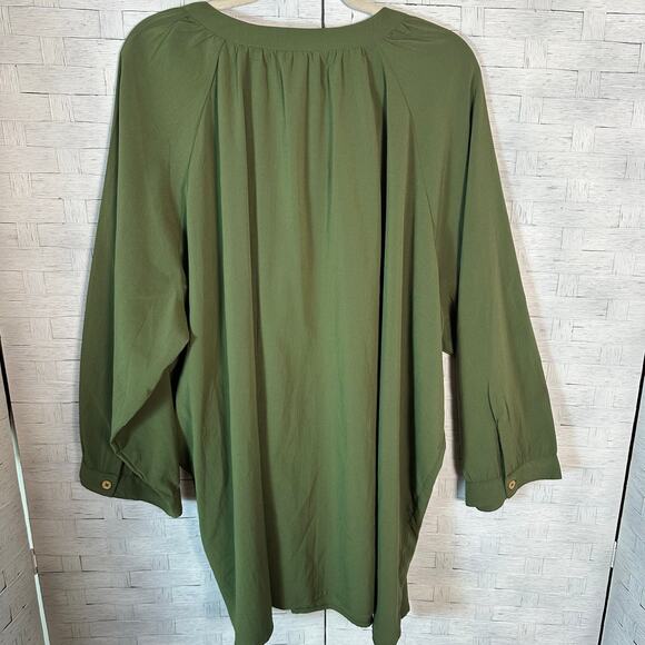 Catherine’s women blouse round collar button up V-neck feminine fall plus size ￼ - Picture 2 of 10